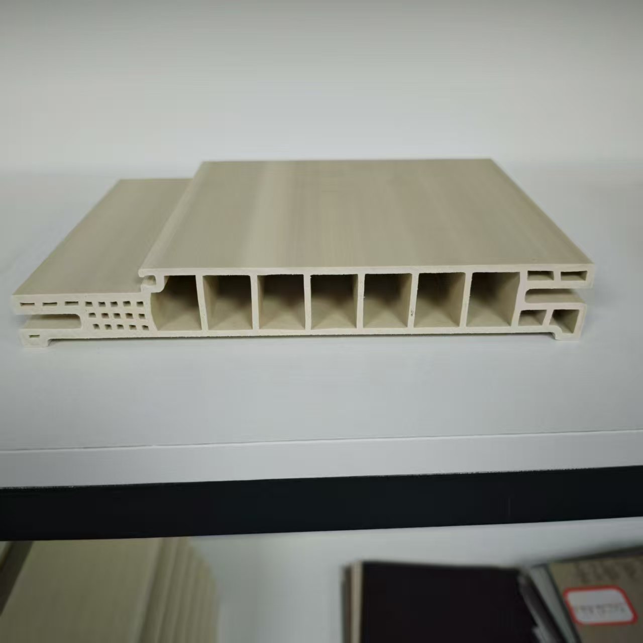 40mm/45mm 패널용 100/140/180/220mm A형 WPC 도어 프레임